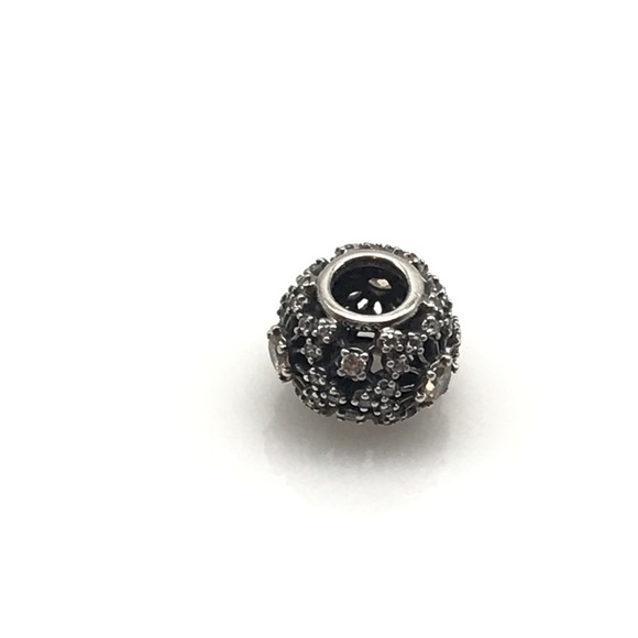 Pandora Inner Radiance CZ Charm - Picture 5 of 7